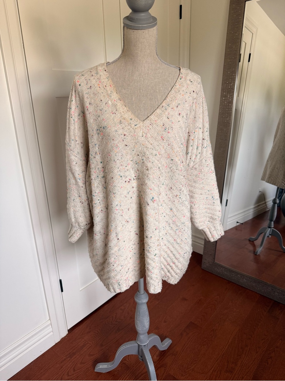 Speckled Ivory V-Neck Sweater